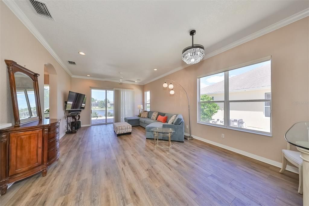 Great Room w/Pond View & Crown Molding