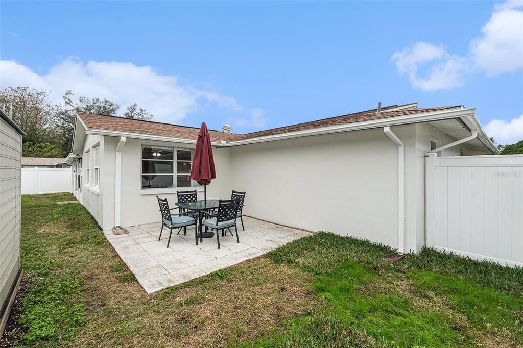 For Sale: $325,000 (3 beds, 2 baths, 1486 Square Feet)