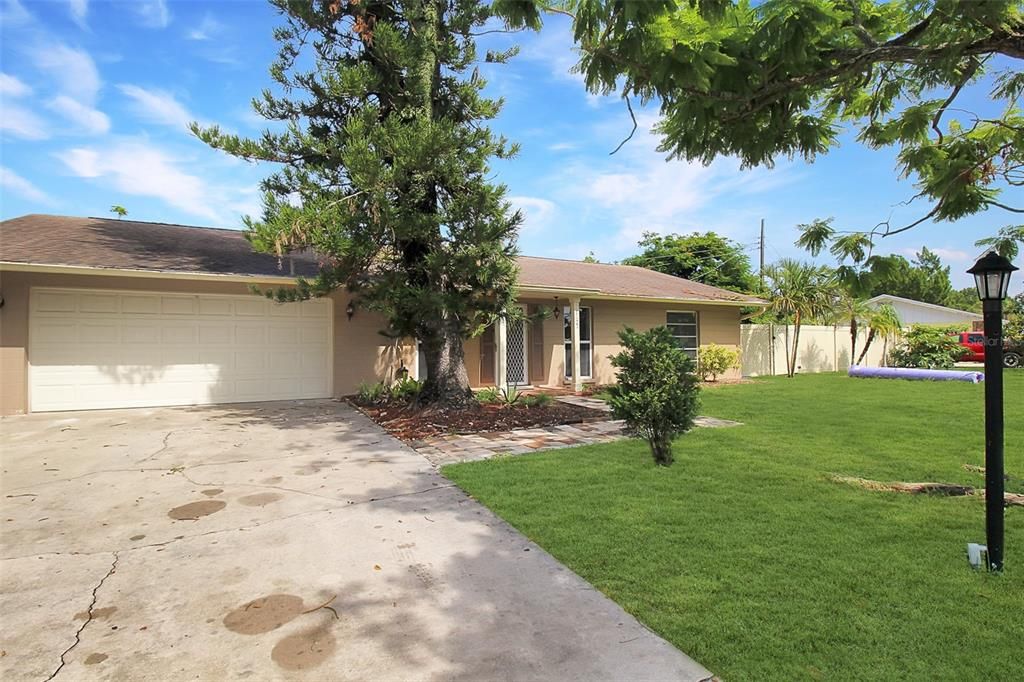 出租: $7,000 (3 贝兹, 2 浴室, 1846 平方英尺)