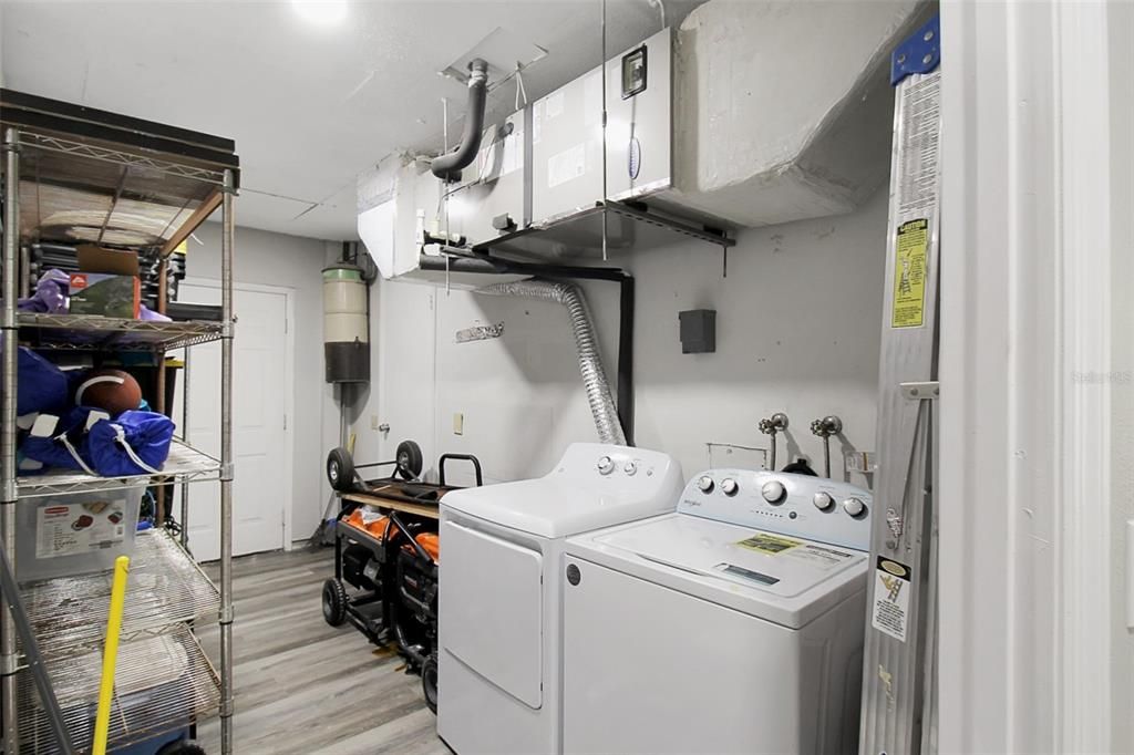 出租: $7,000 (3 贝兹, 2 浴室, 1846 平方英尺)