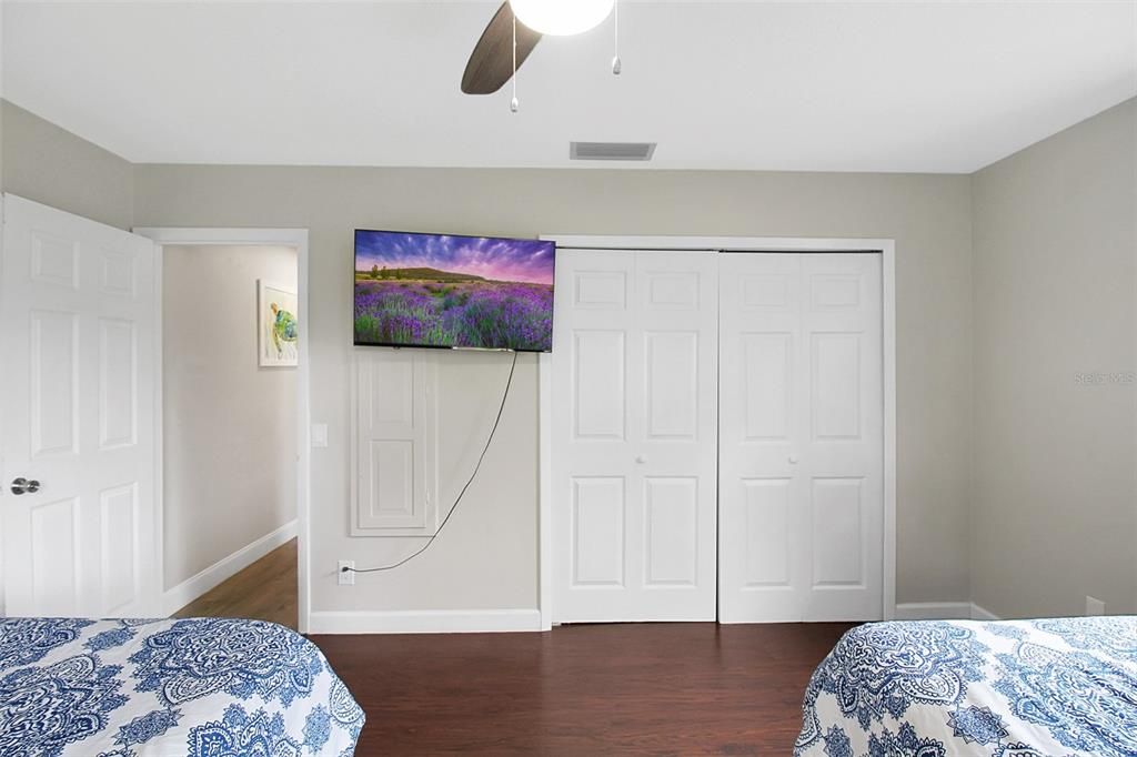 出租: $7,000 (3 贝兹, 2 浴室, 1846 平方英尺)