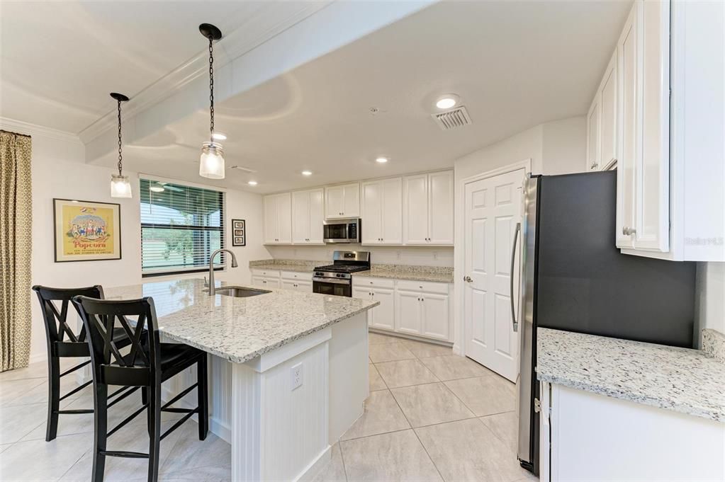 Neutral choices in the Kitchen are ready any decorating style, room for all your essentials and walk in pantry will store provisions and keep the clutter out of the way!