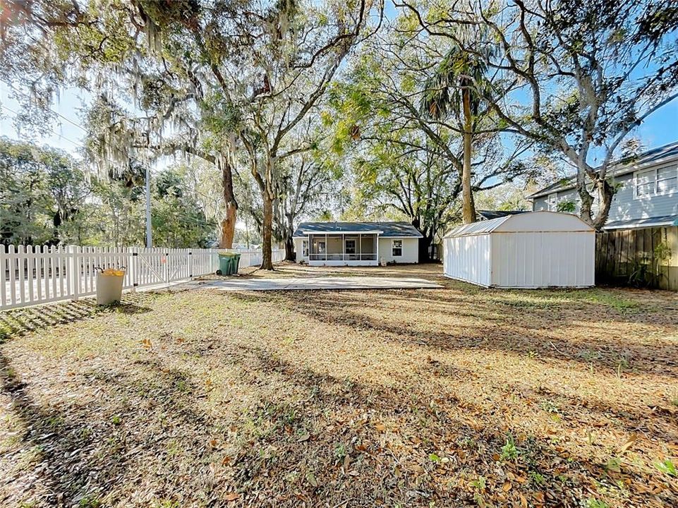 For Sale: $400,000 (3 beds, 2 baths, 1116 Square Feet)