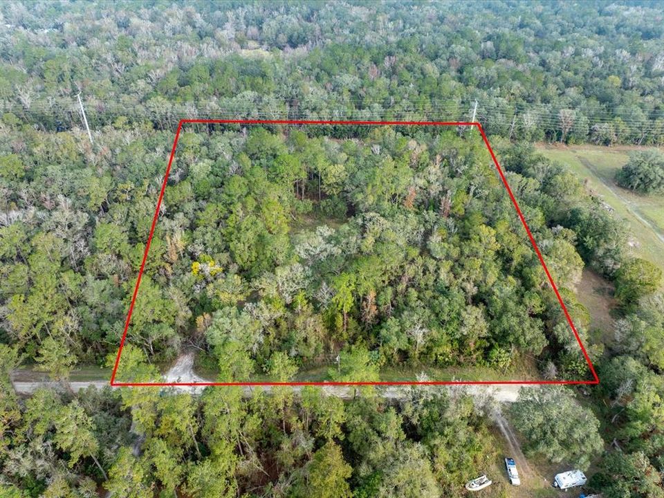 На продажу: $235,000 (4.90 acres)