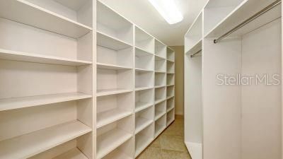 For Sale: $1,175,000 (2 beds, 2 baths, 1393 Square Feet)