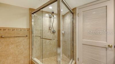 For Sale: $1,175,000 (2 beds, 2 baths, 1393 Square Feet)