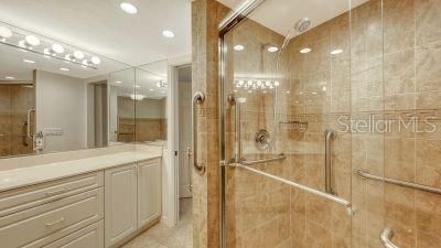 For Sale: $1,175,000 (2 beds, 2 baths, 1393 Square Feet)