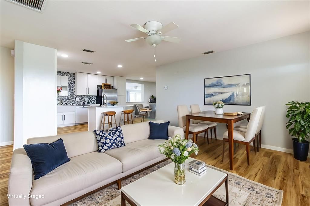 待售: $995,000 (3 贝兹, 2 浴室, 2298 平方英尺)