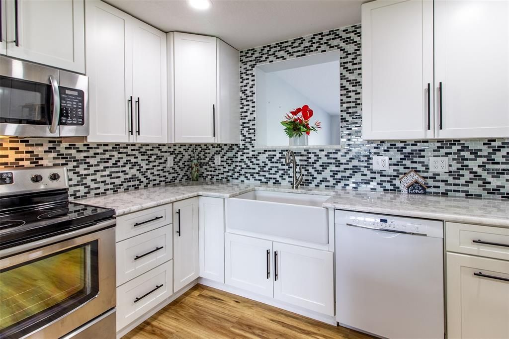 待售: $995,000 (3 贝兹, 2 浴室, 2298 平方英尺)