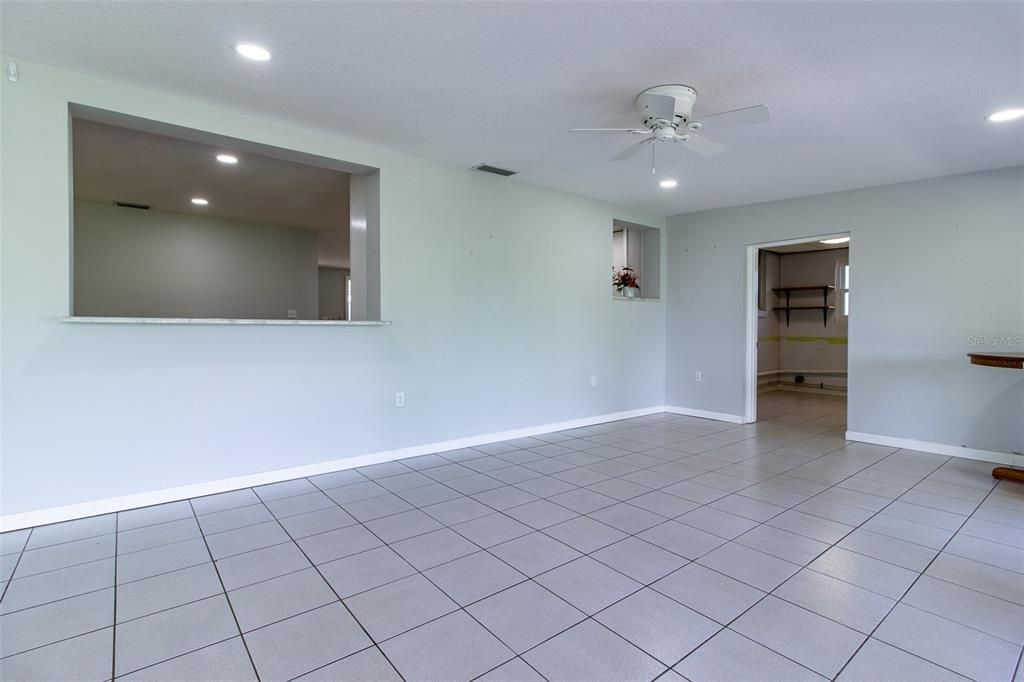 待售: $995,000 (3 贝兹, 2 浴室, 2298 平方英尺)