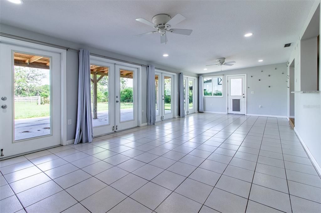 待售: $995,000 (3 贝兹, 2 浴室, 2298 平方英尺)