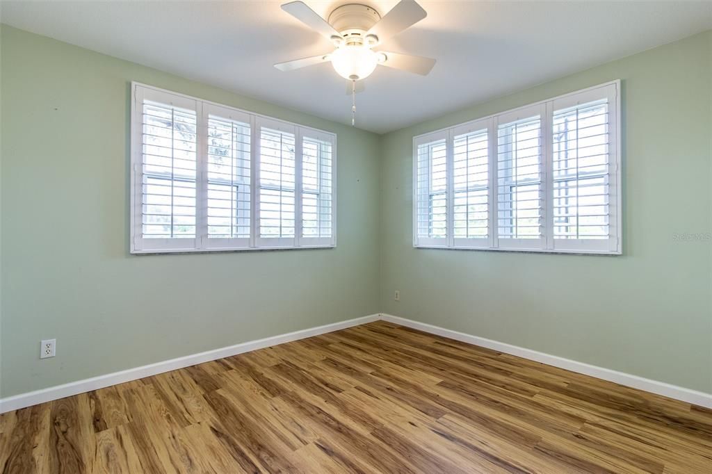 待售: $995,000 (3 贝兹, 2 浴室, 2298 平方英尺)