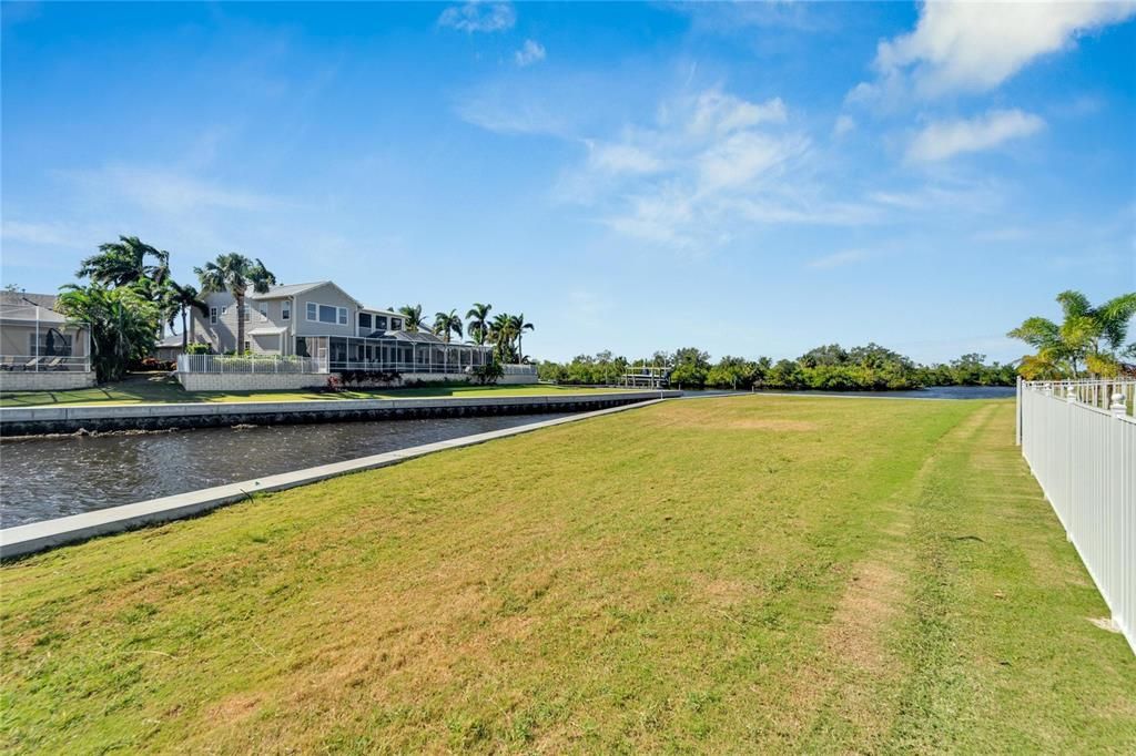 For Sale: $1,099,000 (4 beds, 3 baths, 2625 Square Feet)