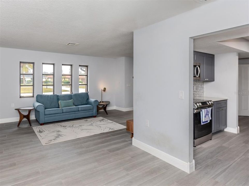 For Sale: $579,000 (3 beds, 2 baths, 1851 Square Feet)