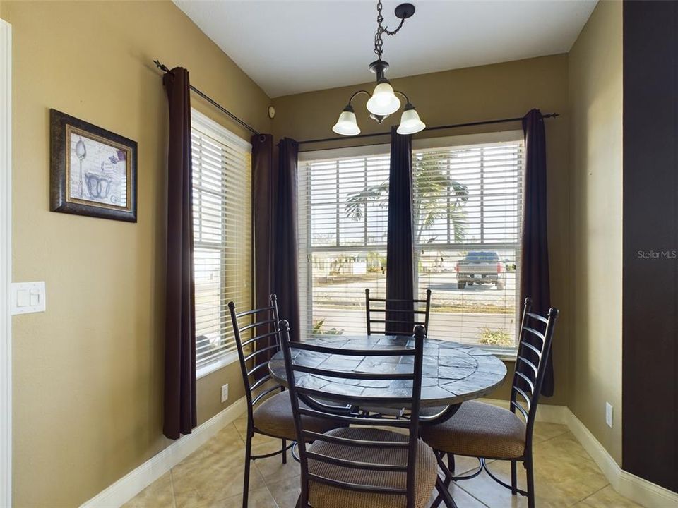 For Sale: $449,900 (3 beds, 2 baths, 2028 Square Feet)