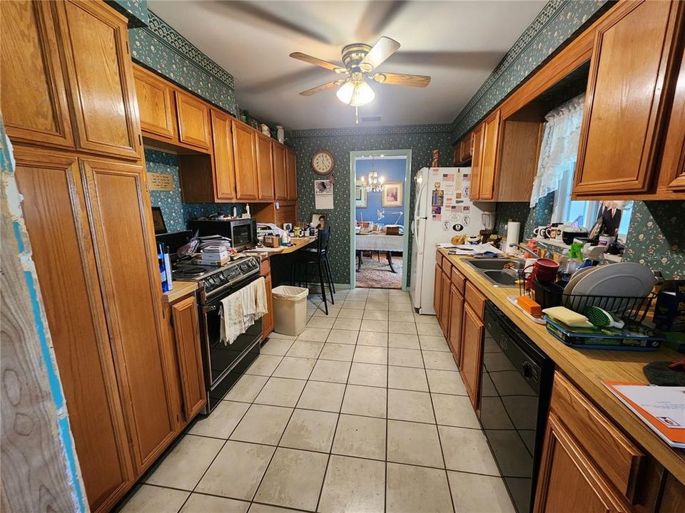 Kitchen towards dining room