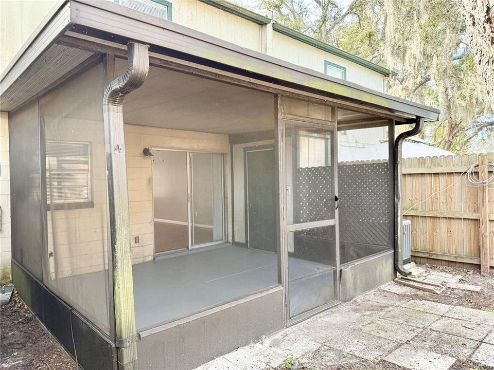 Screened Patio