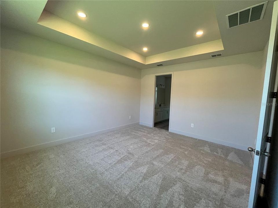 For Rent: $3,500 (4 beds, 2 baths, 2063 Square Feet)