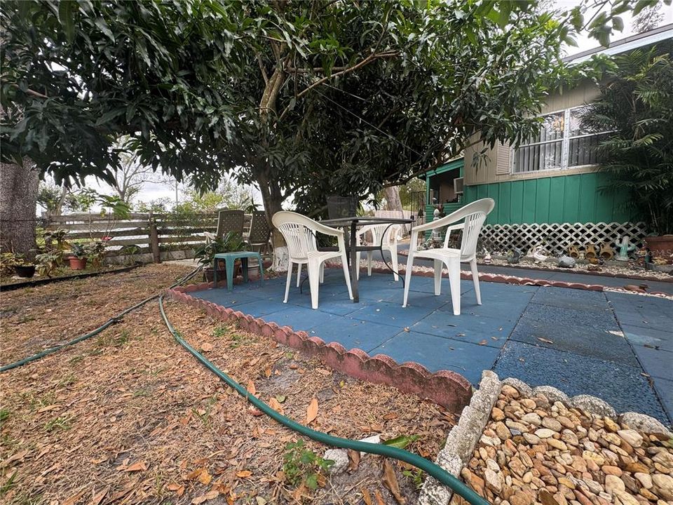 For Sale: $119,900 (3 beds, 2 baths, 1104 Square Feet)