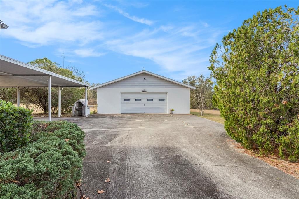 HUGE garage included for all your storage/workshop needs