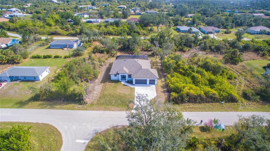 For Sale: $499,900 (3 beds, 2 baths, 1884 Square Feet)