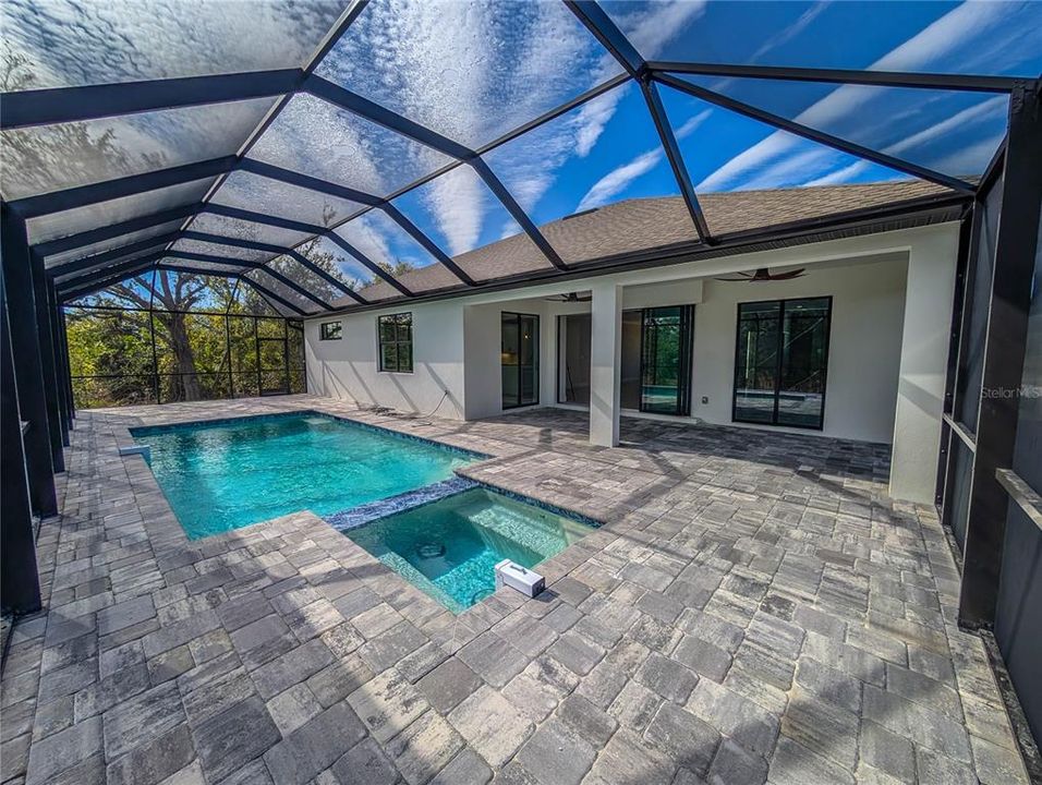 For Sale: $499,900 (3 beds, 2 baths, 1884 Square Feet)