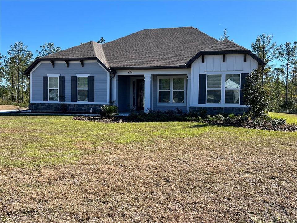 Vendido Recientemente: $560,900 (4 camas, 2 baños, 2592 Pies cuadrados)