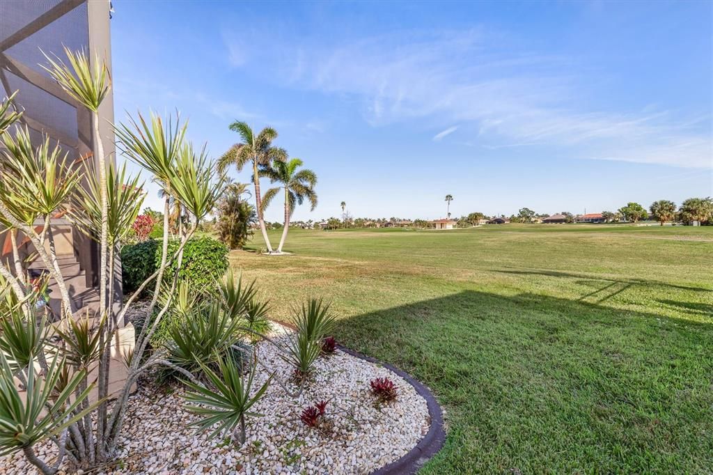 For Sale: $642,000 (3 beds, 2 baths, 2459 Square Feet)