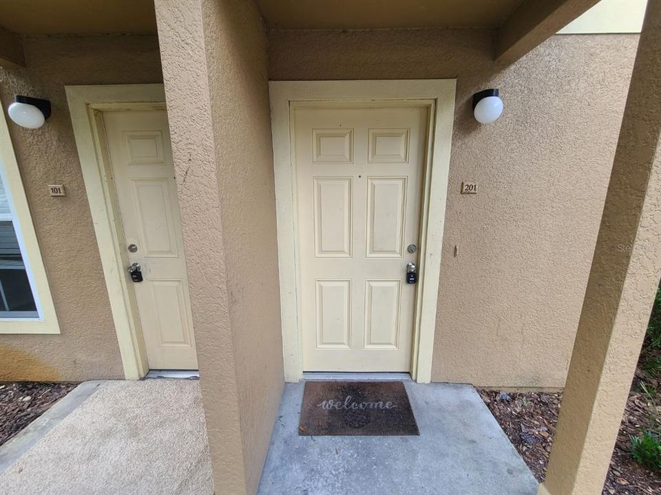 For Rent: $1,500 (2 beds, 2 baths, 1097 Square Feet)