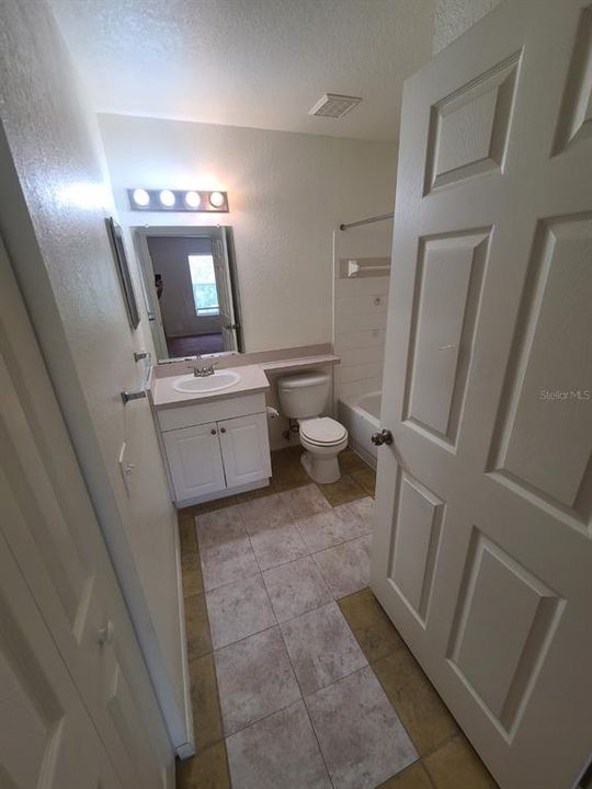 For Rent: $1,500 (2 beds, 2 baths, 1097 Square Feet)