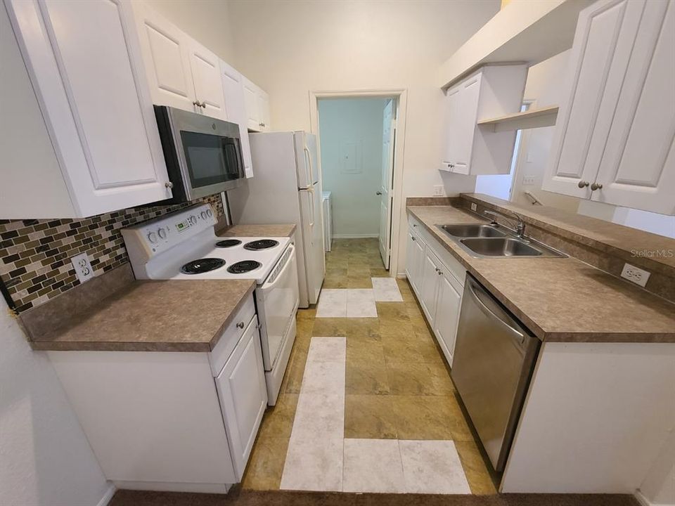 For Rent: $1,500 (2 beds, 2 baths, 1097 Square Feet)