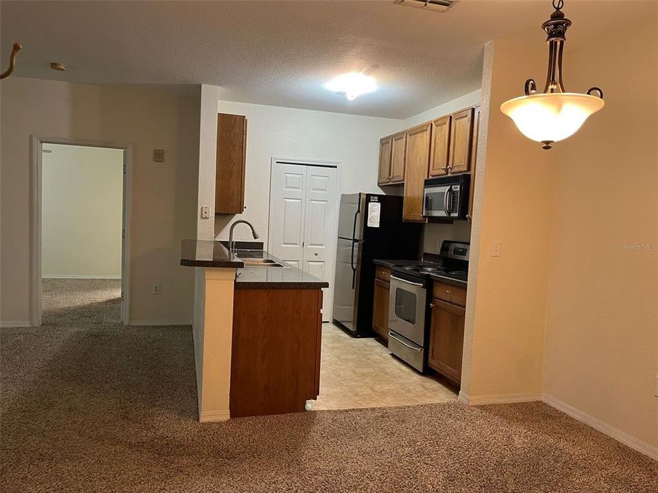 For Rent: $1,750 (2 beds, 2 baths, 1142 Square Feet)