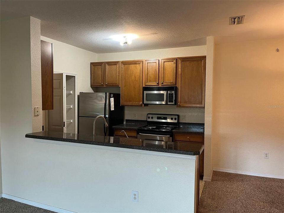 For Rent: $1,750 (2 beds, 2 baths, 1142 Square Feet)