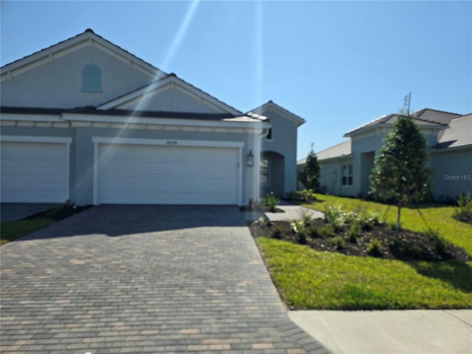 Recently Sold: $300,318 (3 beds, 2 baths, 1423 Square Feet)