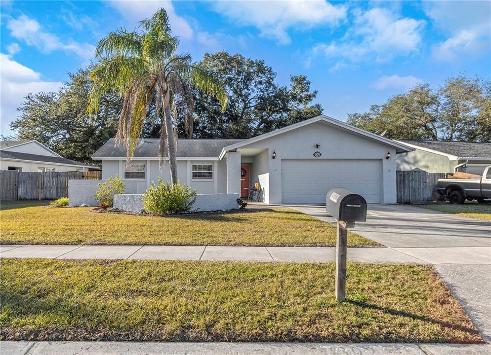 For Sale: $500,000 (3 beds, 2 baths, 1457 Square Feet)