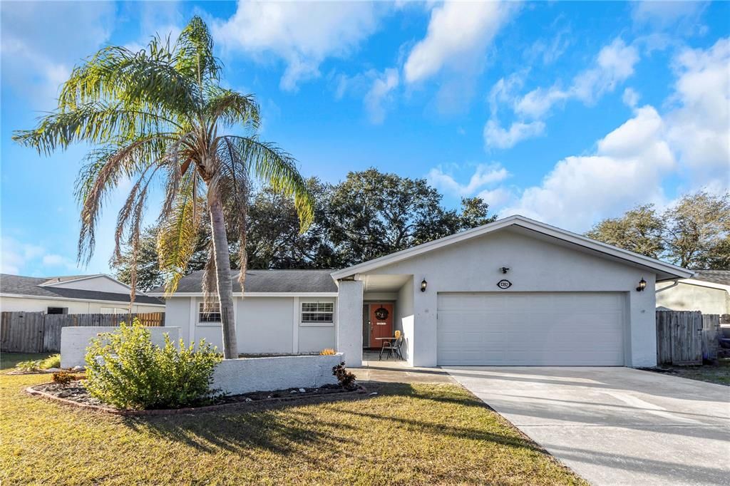 For Sale: $500,000 (3 beds, 2 baths, 1457 Square Feet)