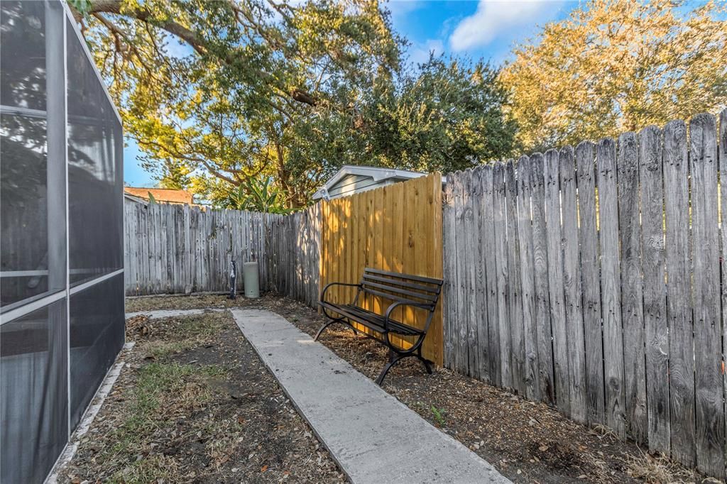 For Sale: $500,000 (3 beds, 2 baths, 1457 Square Feet)