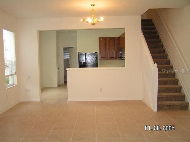 For Rent: $1,995 (3 beds, 2 baths, 1647 Square Feet)