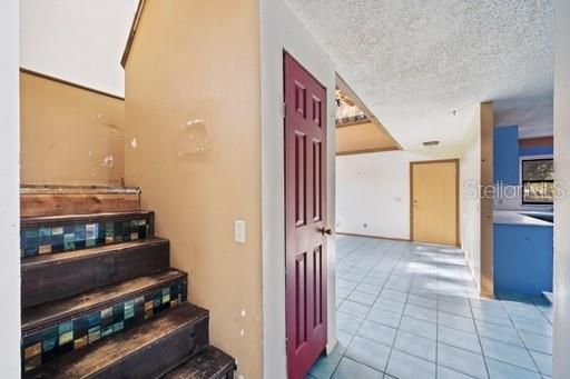 For Sale: $345,000 (3 beds, 2 baths, 2016 Square Feet)