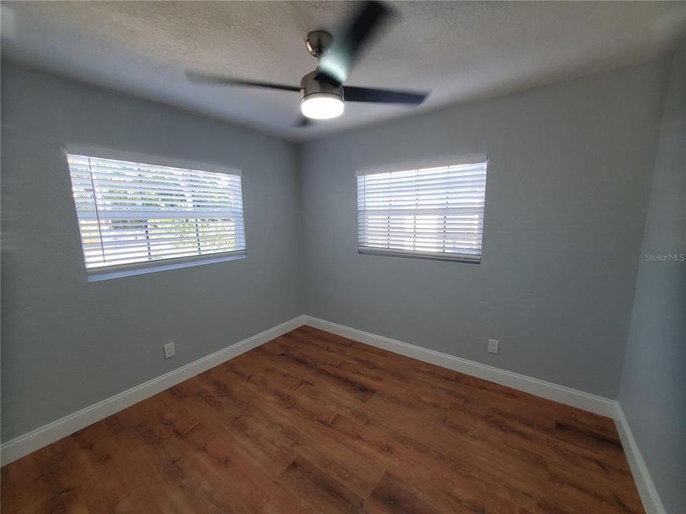 For Sale: $265,000 (3 beds, 1 baths, 1032 Square Feet)