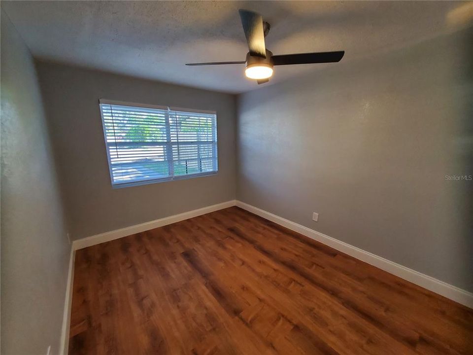 For Sale: $265,000 (3 beds, 1 baths, 1032 Square Feet)