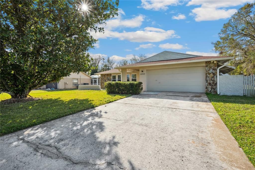 Active With Contract: $342,500 (4 beds, 3 baths, 2114 Square Feet)