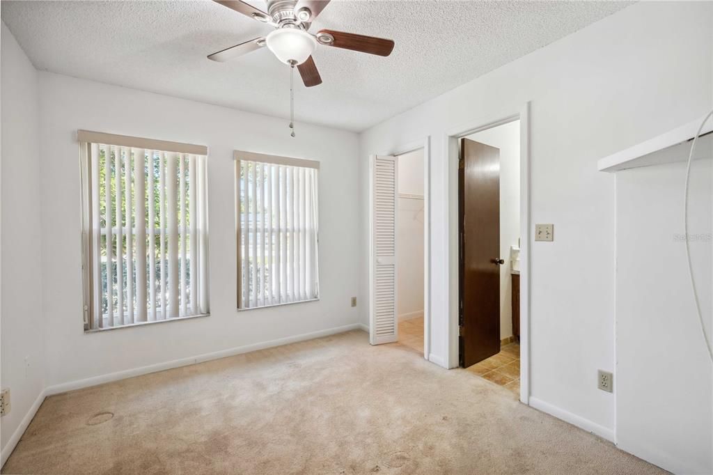 Active With Contract: $342,500 (4 beds, 3 baths, 2114 Square Feet)