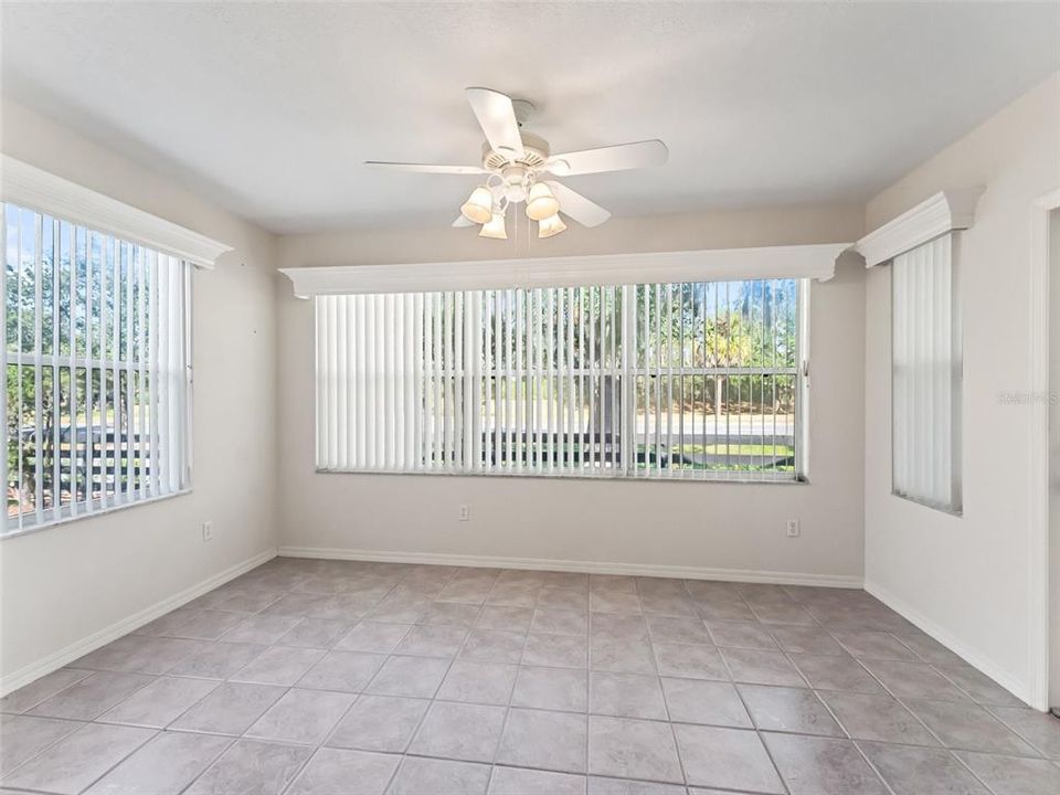 For Sale: $357,500 (3 beds, 2 baths, 2040 Square Feet)