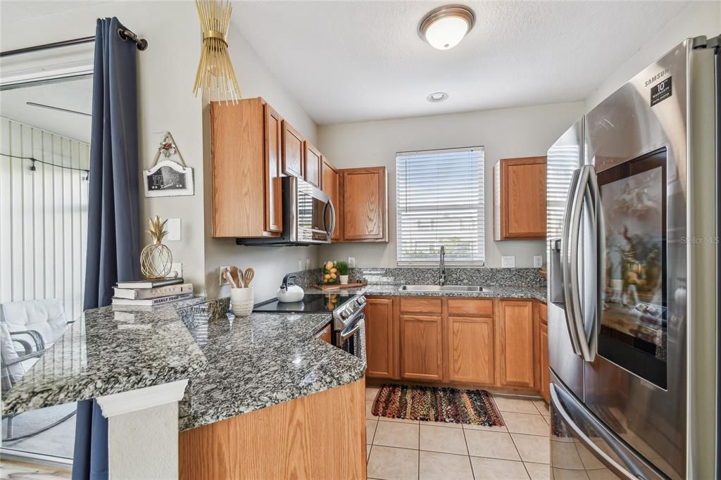 For Sale: $293,000 (2 beds, 1 baths, 1252 Square Feet)