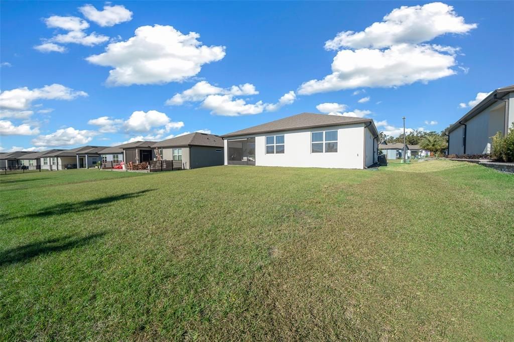 For Sale: $309,900 (3 beds, 2 baths, 1663 Square Feet)