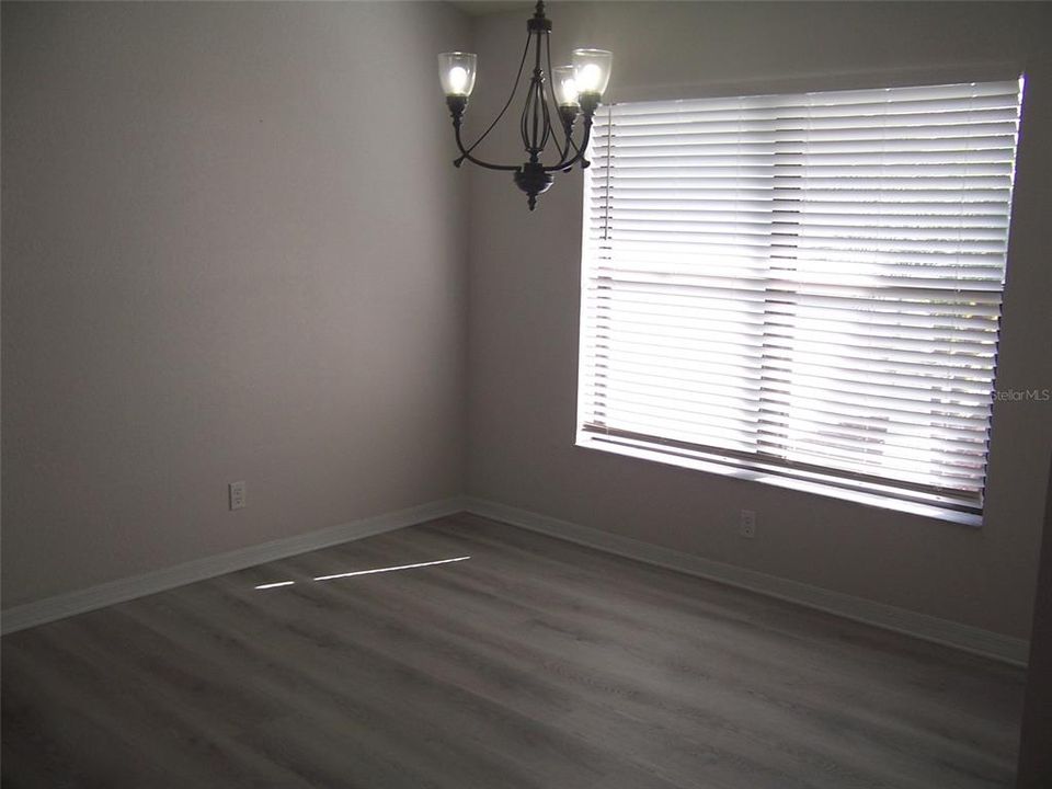 For Rent: $2,400 (3 beds, 2 baths, 2198 Square Feet)