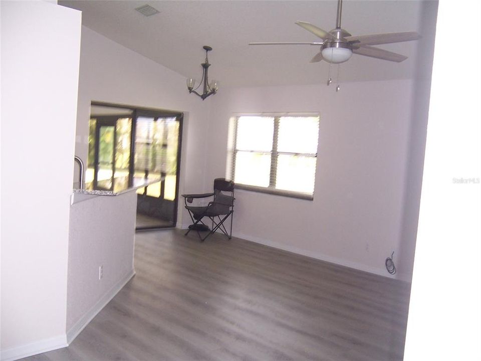 For Rent: $2,400 (3 beds, 2 baths, 2198 Square Feet)