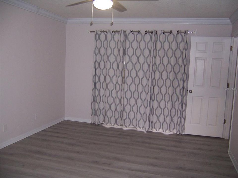 For Rent: $2,400 (3 beds, 2 baths, 2198 Square Feet)