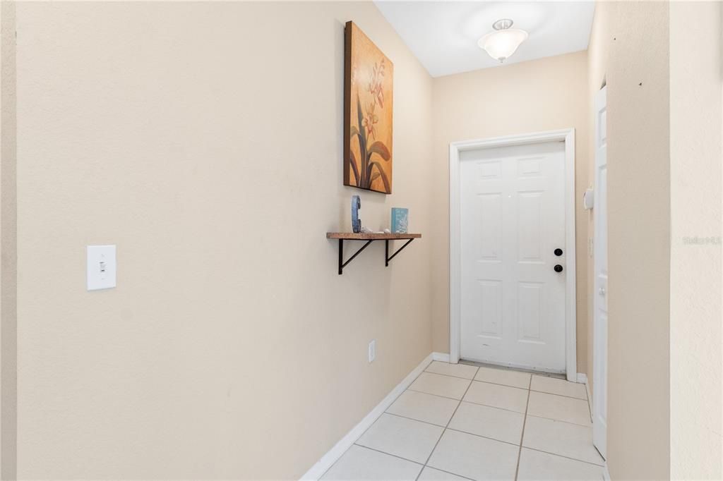 For Sale: $258,900 (2 beds, 2 baths, 1167 Square Feet)